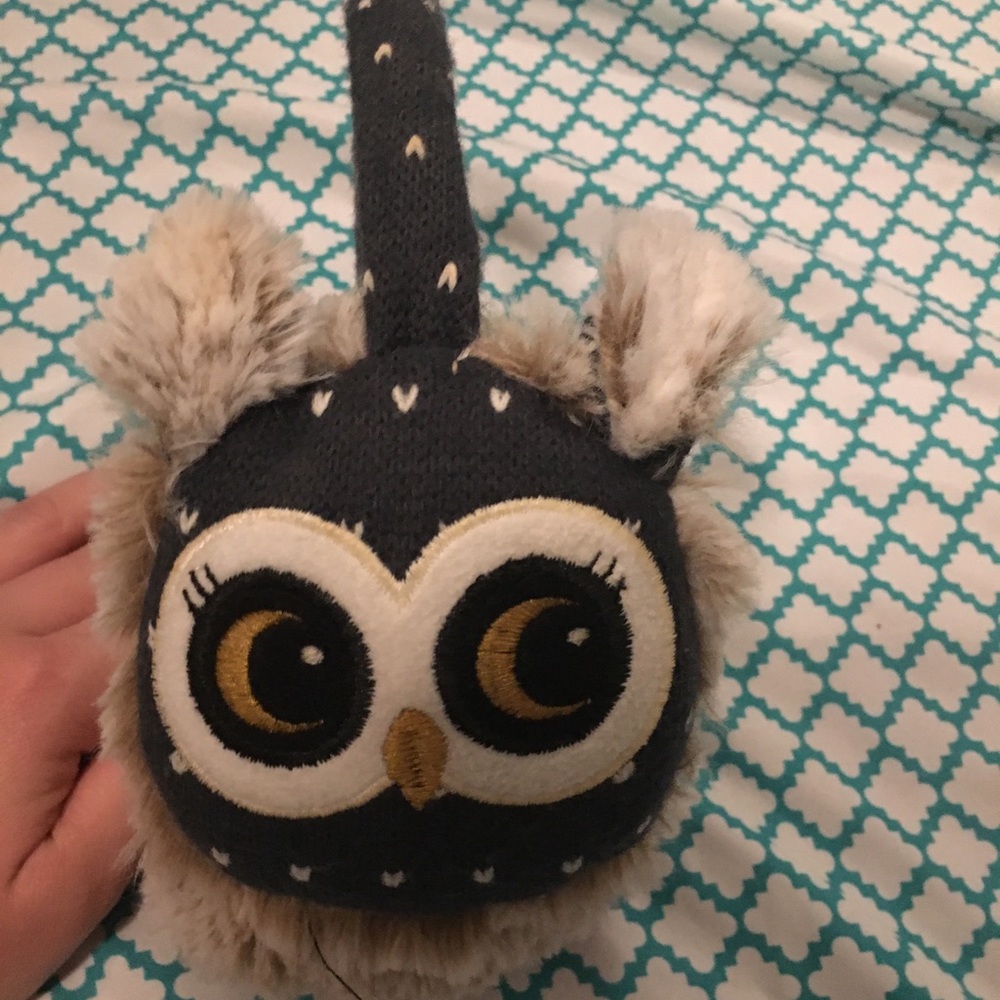 EAR MUFFS